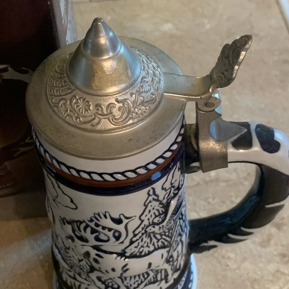 Vintage 1976 AVON Everest Rocky Mtn Goat Condor Stein Handcrafted Brazil A5